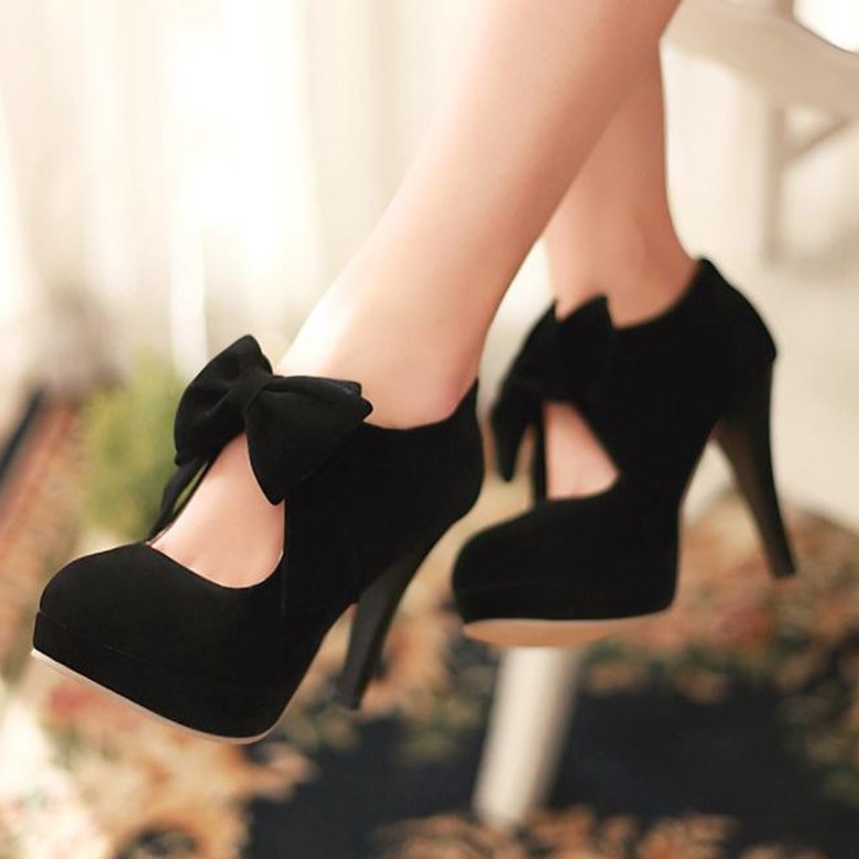 Black Heels With Bow