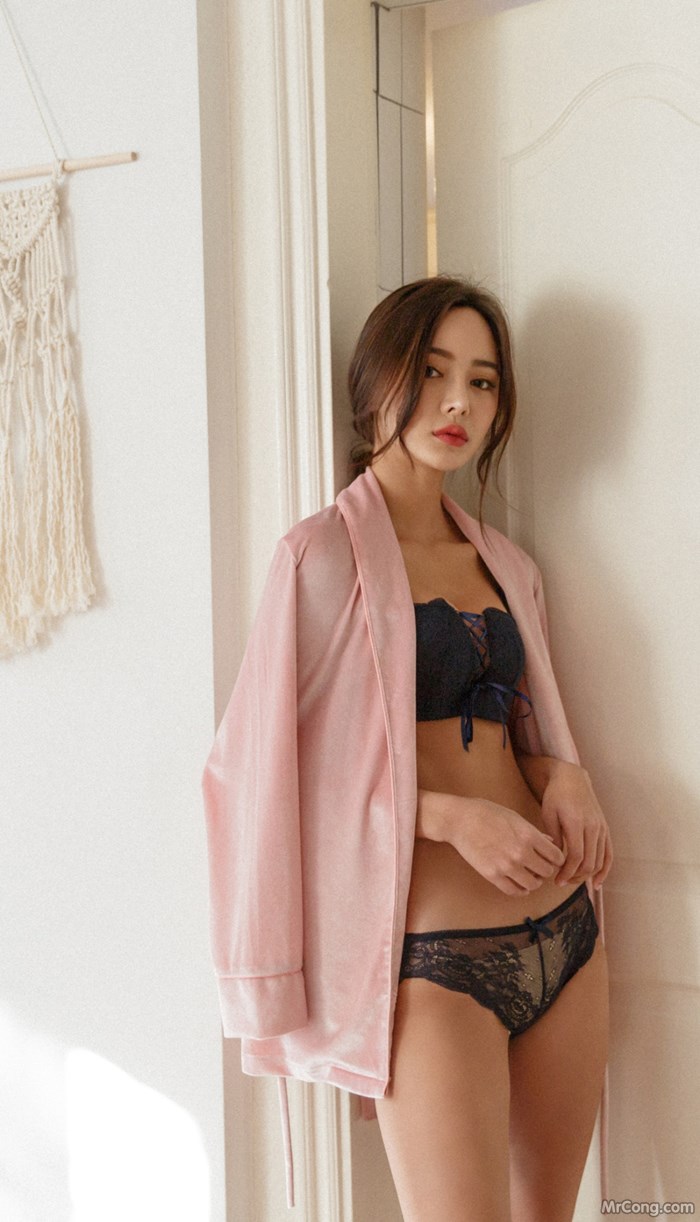 Beautiful Kim Bo Ram in underwear photos November + December 2017 (164 photos)