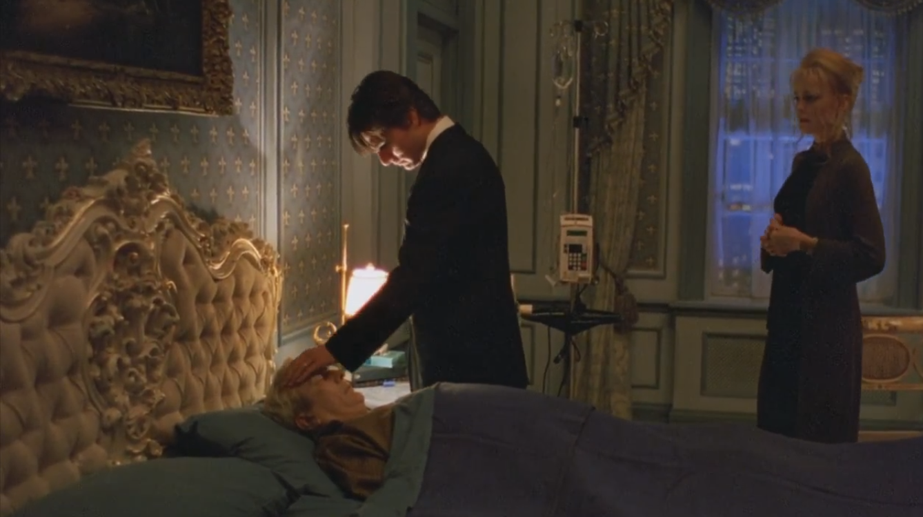 Universal Laevorotation Wide Foxtrot Eyes Yankee Shut Hotel