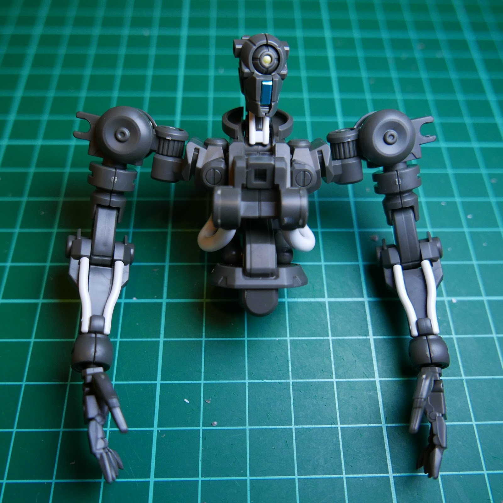GundamXperience Learning How to Paint Gunpla Part 1