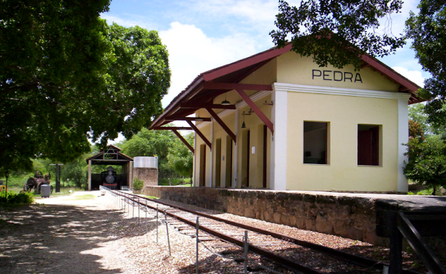  Antigas Estações ferroviárias em Delmiro Gouveia completam 136 anos desde sua inauguração 