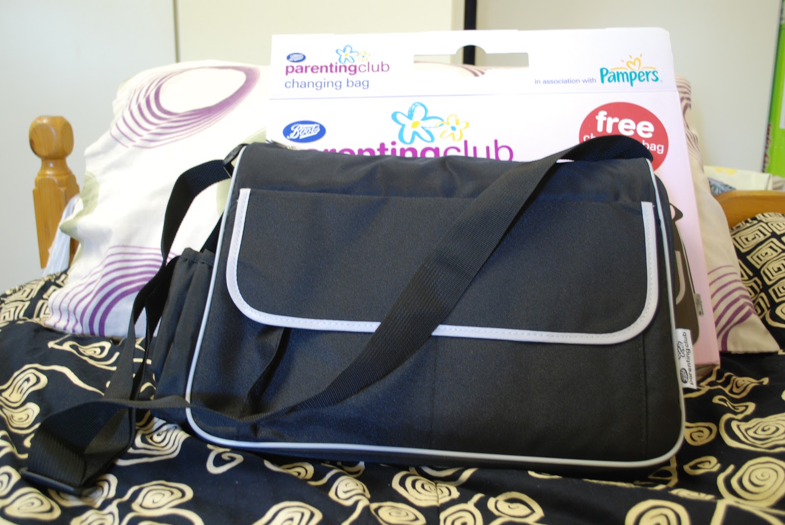 just me and love [REVIEW] Boots FREE Changing Bag