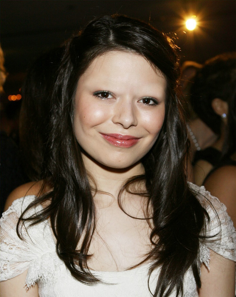 Miranda Cosgrove Without Makeup - Celebrity In Styles