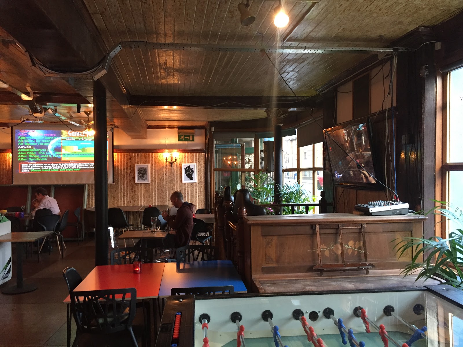 The P.Log( ); Stratford Olympic Park, Poker, Gaming Pub & Chill