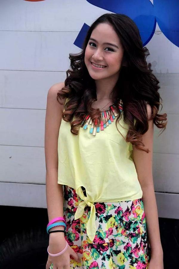 Biodata Dan Foto Salshabilla Adriani Terbaru 2018 Lengkap dengan Agama