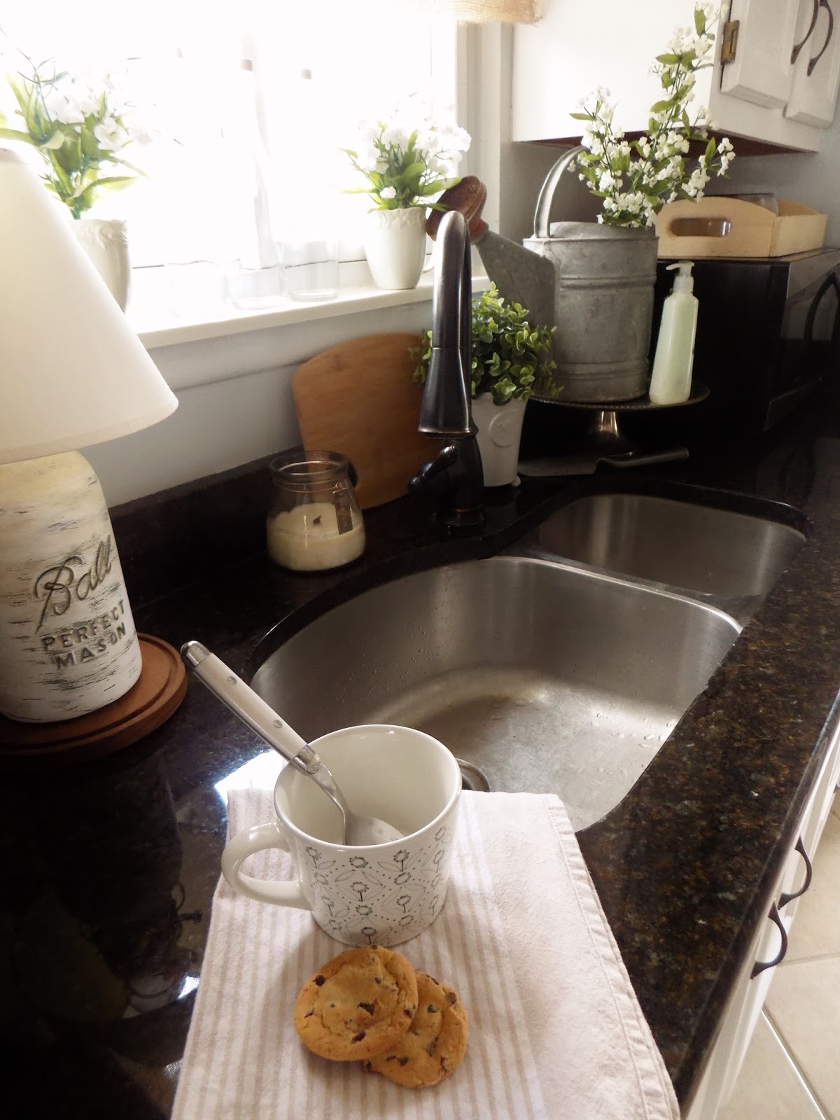The Quaint Sanctuary: { Farmhouse & Kitchen Counter Decor ... The Quaint Sanctuary: { Farmhouse & Kitchen Counter Decor ... on Farmhouse Kitchen Counter Decor Ideas
id=60158