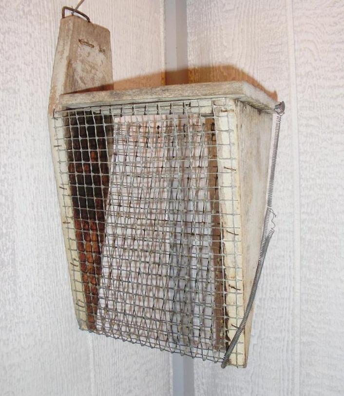 Log Cabin Antiques & Gifts Interesting suet holders makedos