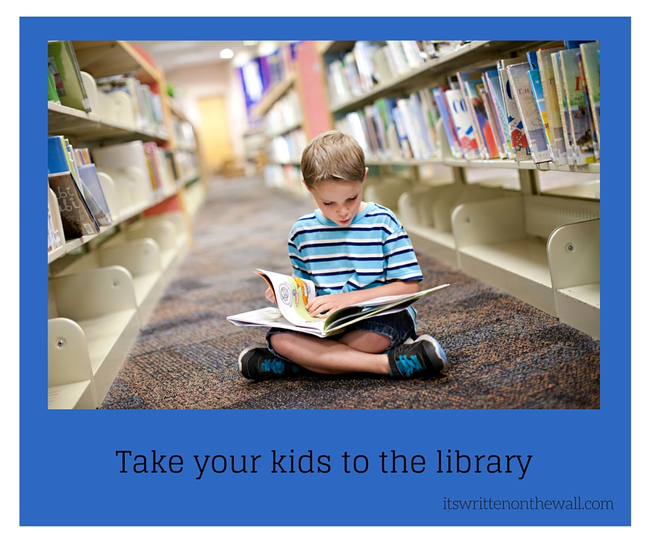 Go on reading please. Kid reading a book. read a book. child reading book. air чтение.