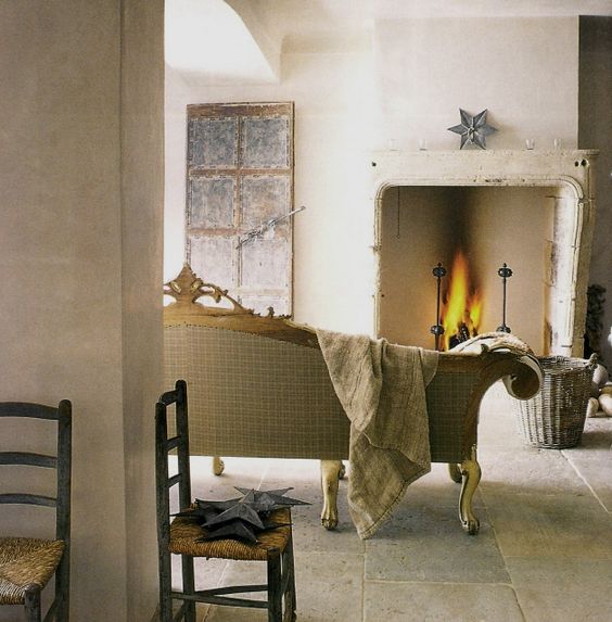 Breathtaking European farmhouse decorated room found on Hello Lovely Studio