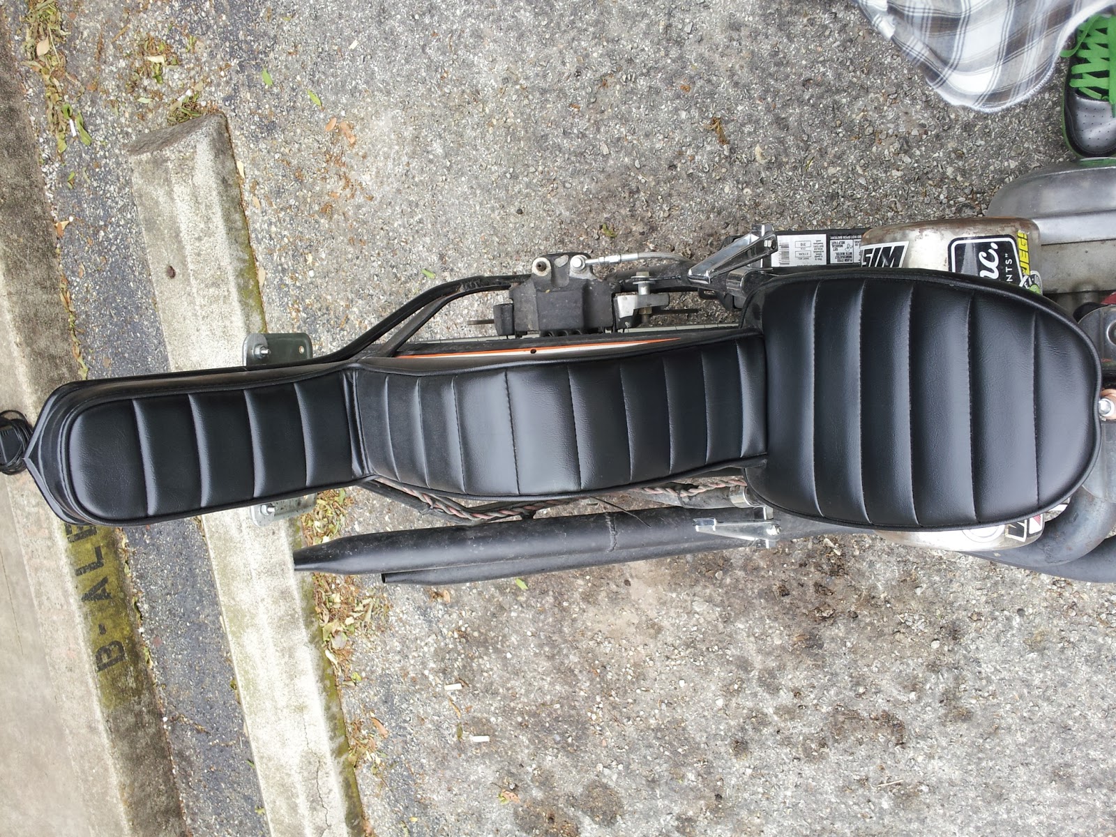 Rattpiss Officionados King and Queen Seat Build