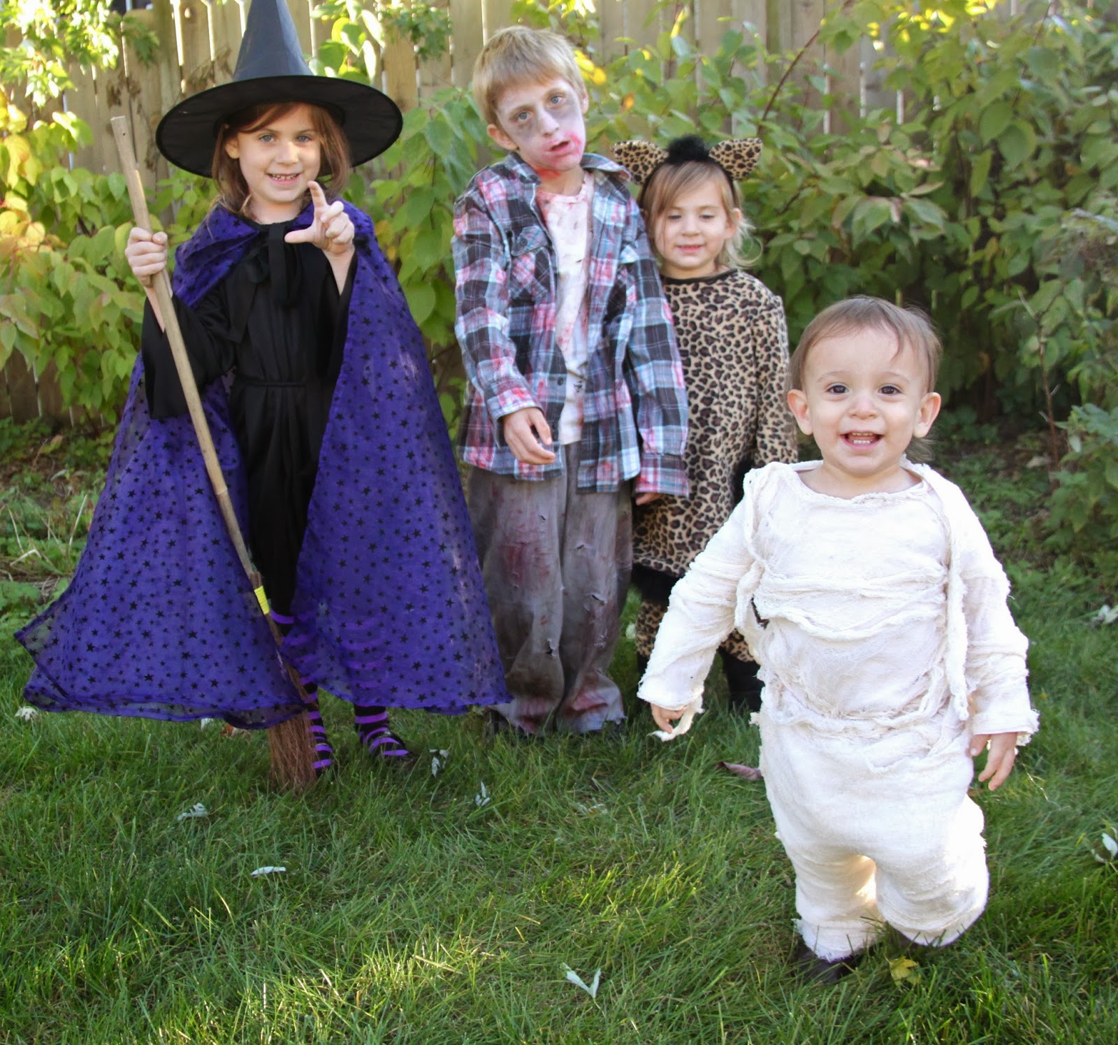Zombie, Witch, Cat, and Mummy Halloween Costumes! - Smashed Peas & Carrots