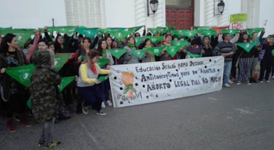Murió otra chica tras un aborto en el Hospital Sanguinetti de Pilar. Tenía 4 hijos. Las mujeres abortan. Las mujeres siguen muriendo