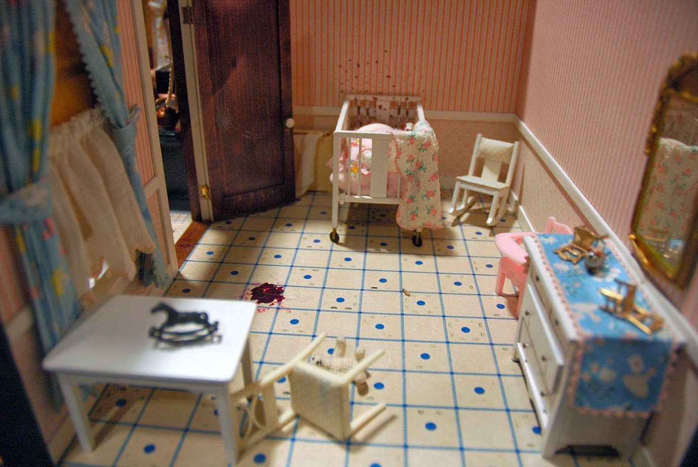“Nutshell Studies of Unexplained Death” the Dioramas of Frances