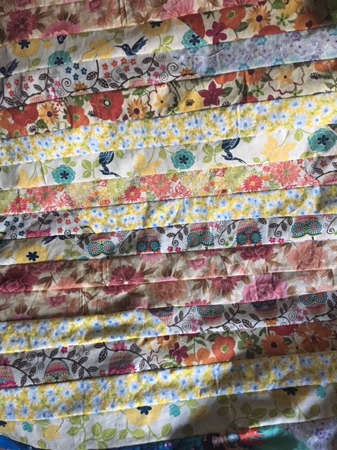 The New Sew-y Me : A Scrappy Quilt