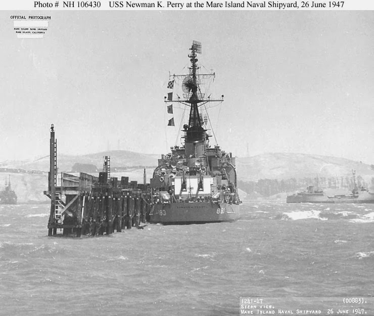 Naval Warfare USS Newman K. Perry (DD883, DDR883)