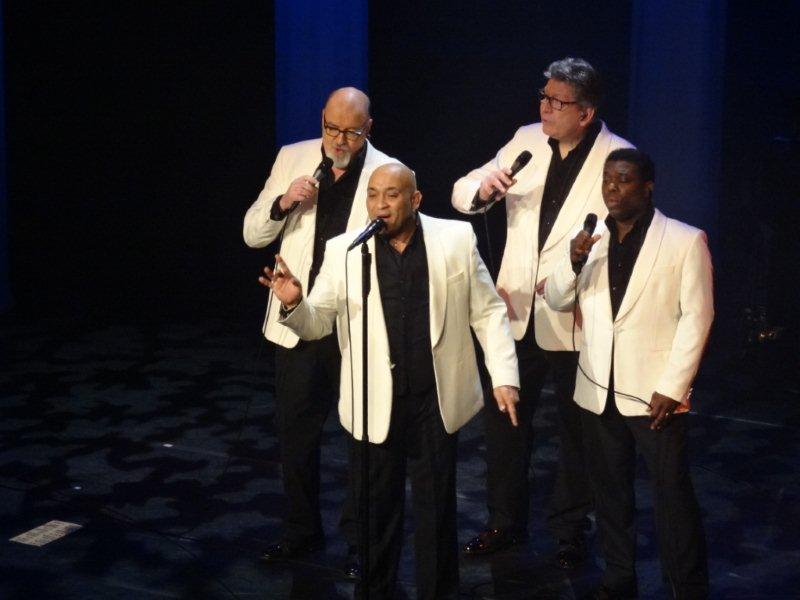 artohotze Deep River Quartet en / of Iris Hond.