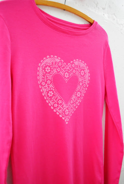 Maize Hutton: Painted Heart Doily T-Shirt DIY