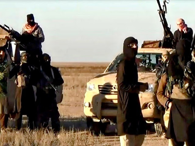 ISIS dan Al-Qaida Makin Mudah Menyesuaikan Diri ISIS dan Al-Qaida Makin Mudah Menyesuaikan Diri