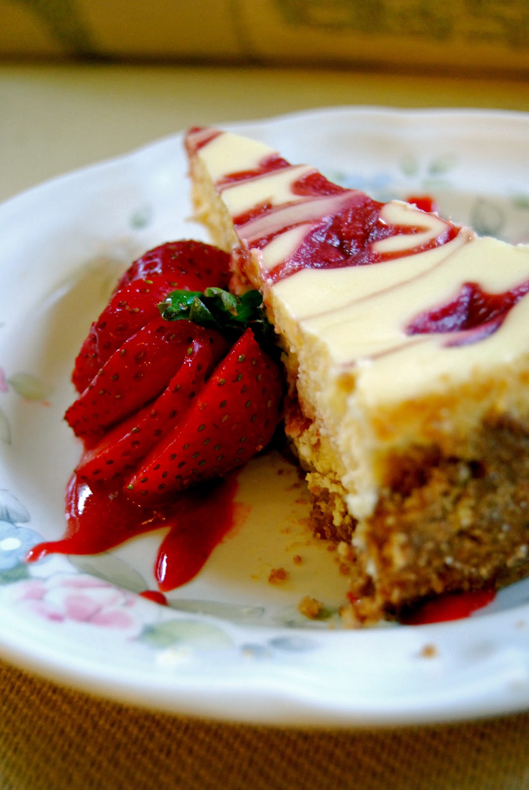 Strawberry Cheesecake | Life Tastes Good