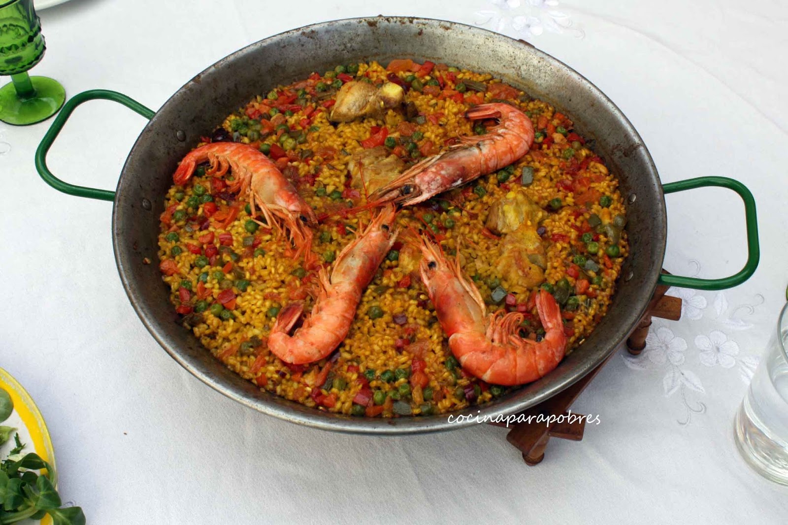 Cocina para pobres Paella de carne y langostinos
