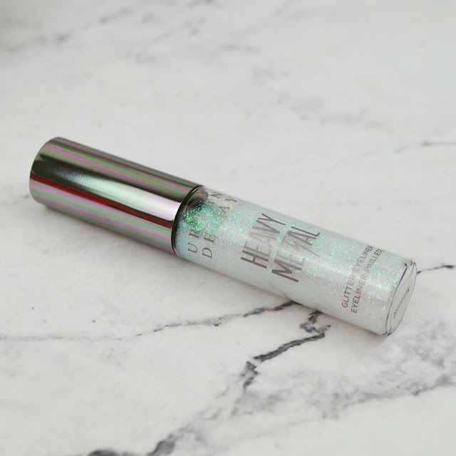 Lovelaughslipstick Blog - Review / First Impressions of the Urban Decay Heavy Metals Glitter Eyeliner in Shade Distortion