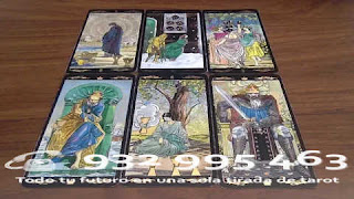 Llama ahora para una lectura de tarot. TAROT