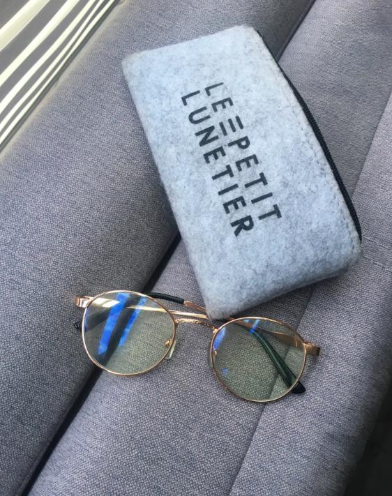 A Quoi Sert L'anti Reflet Sur Les Lunettes Mascarade et blabla: LUNETTES ANTI REFLETS BLEU LE PETIT LUNETIER♡ Gadget?