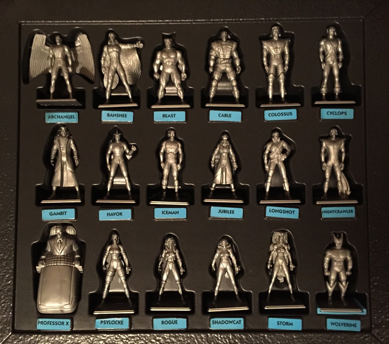 G.I. Jigsaw The Uncanny XMen Alert Adventure Board Game and 18 Figures