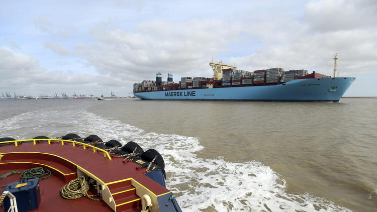 boat or ship clue felixstowe dockers slowing boat from china provides clue boat or ship clue felixstowe dockers slowing boat from china provides clue