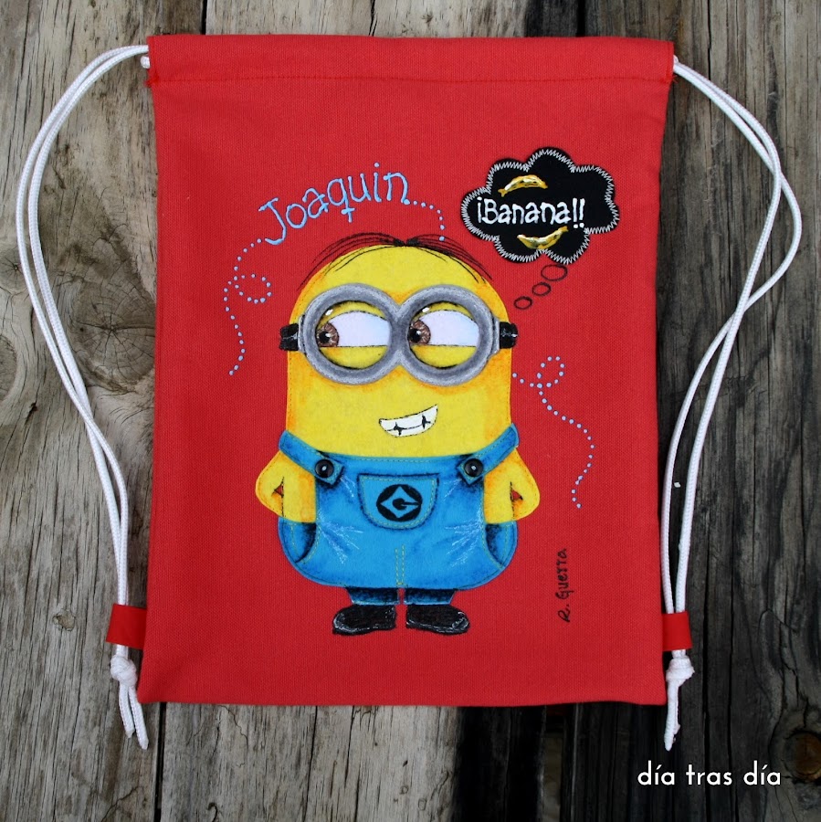 mochila minion