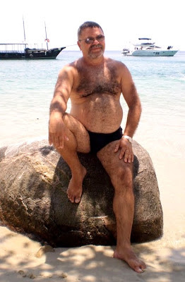 very hairy dad - beach hairy - sexy singles men
