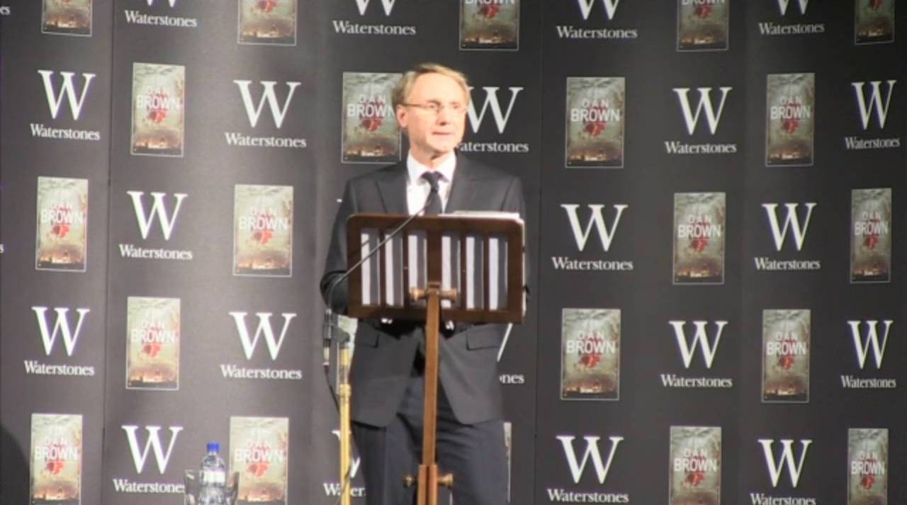 Agência de Imprensa Maçônica FM24h Dan Brown lançou seu livro no Grande Templo da Grande Loja Agência de Imprensa Maçônica FM24h Dan Brown lançou seu livro no Grande Templo da Grande Loja