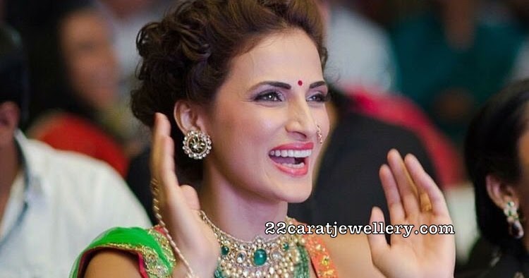 Keerthi Reddy Kundan Choker Emerald Beads Set - Jewellery Designs