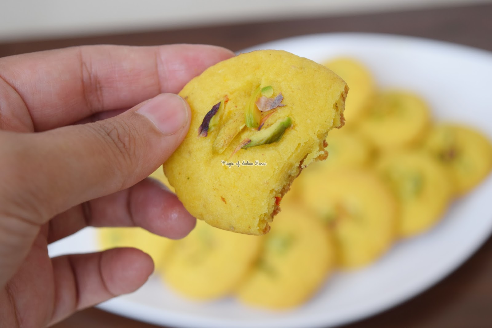 Kesar Pista Nankhatai in Kadai & in Oven Recipe - Bakery style Nan Khatai - Eggless Cookies -  केसर पिस्ता नानखटाई बिना ओवन - बेकरी स्टाइल नानकटाई - एगलेस कूकीज रेसिपी - Priya R - Magic of Indian Rasoi