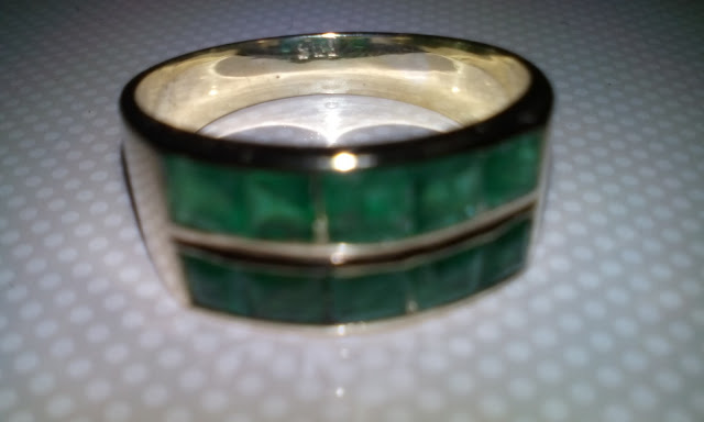 Handmade Gold Ring with Emerald Gemstones