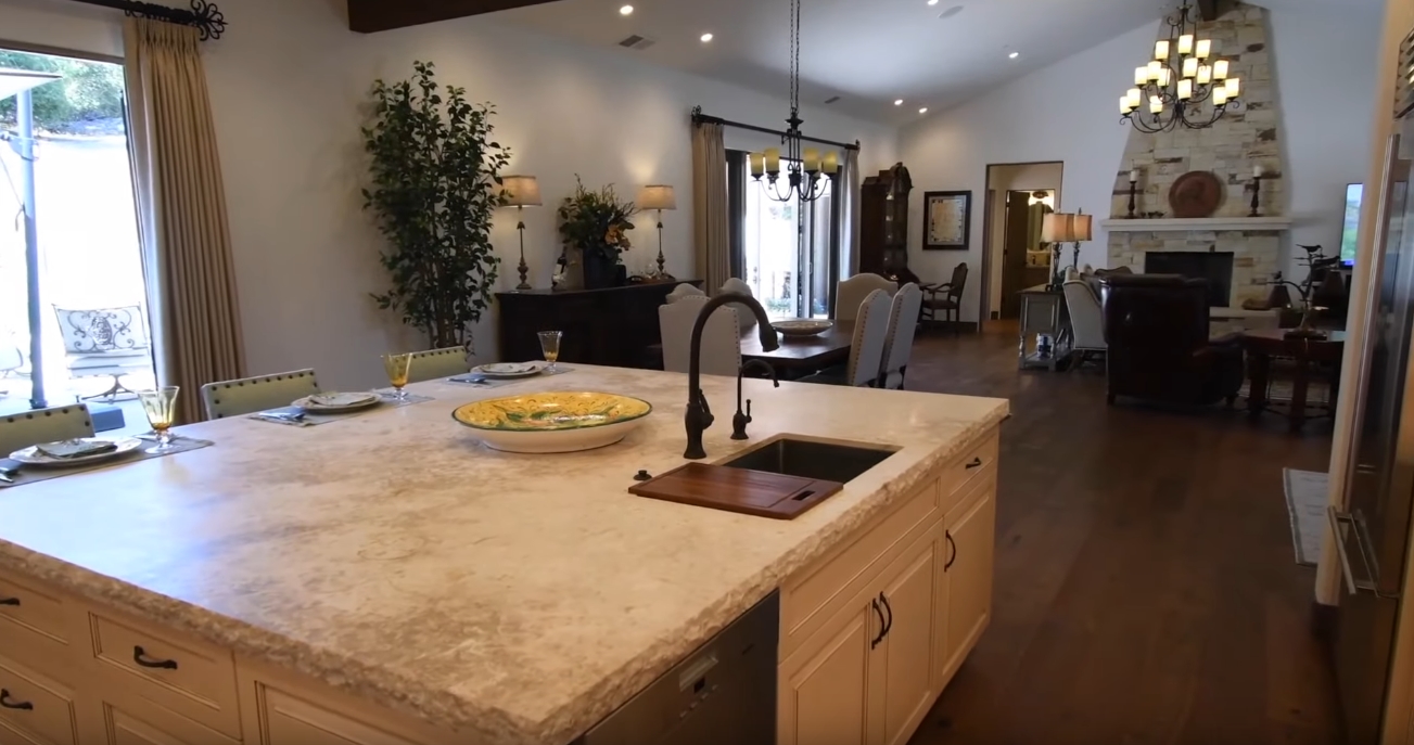 12 Photos vs. 605 Belavida Rd, Monterey, CA Home Interior Design Tour