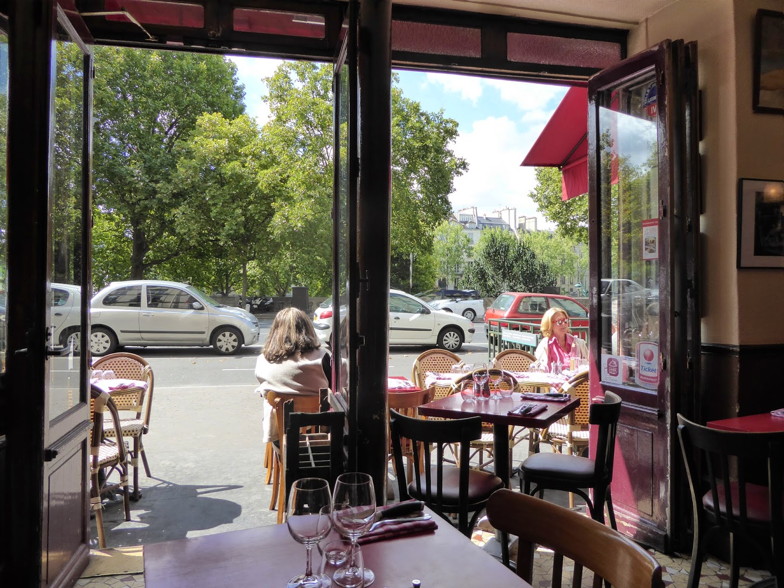 Paris Missives...: Le Petit Célestin Bistro -- Restaurant Review