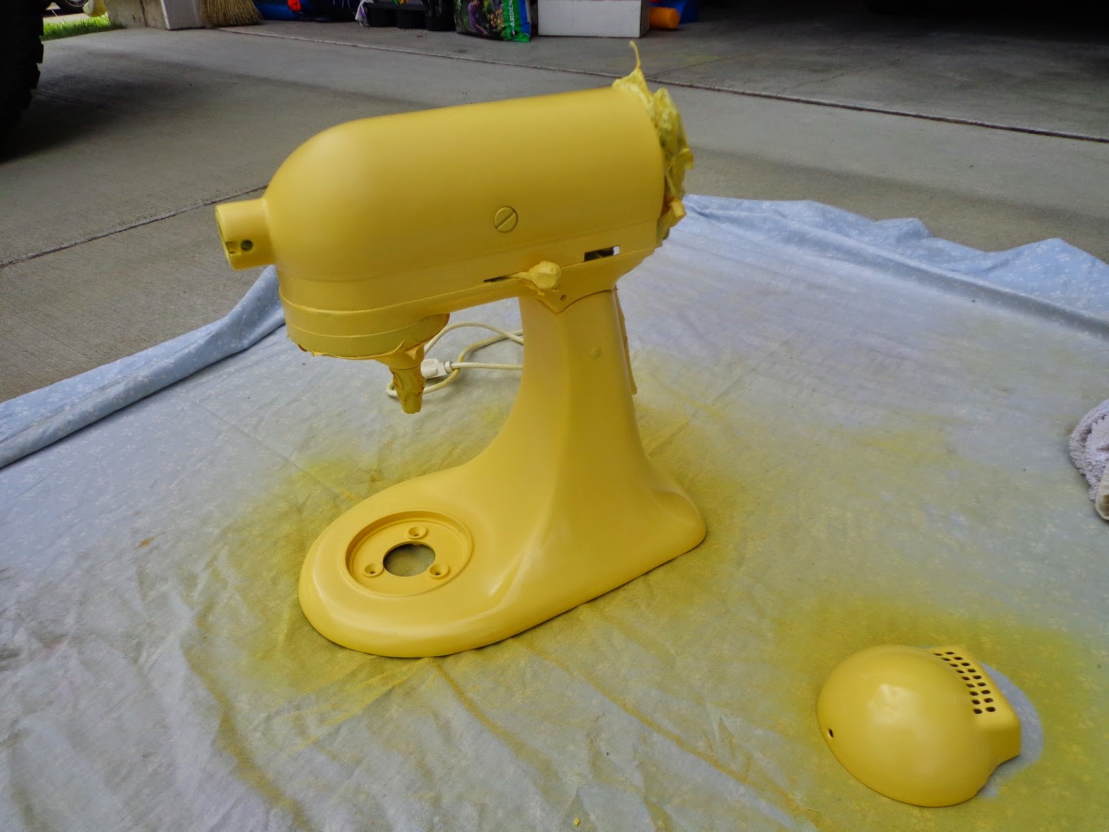 The Colbert Clan How to paint your Kitchen Aid mixer