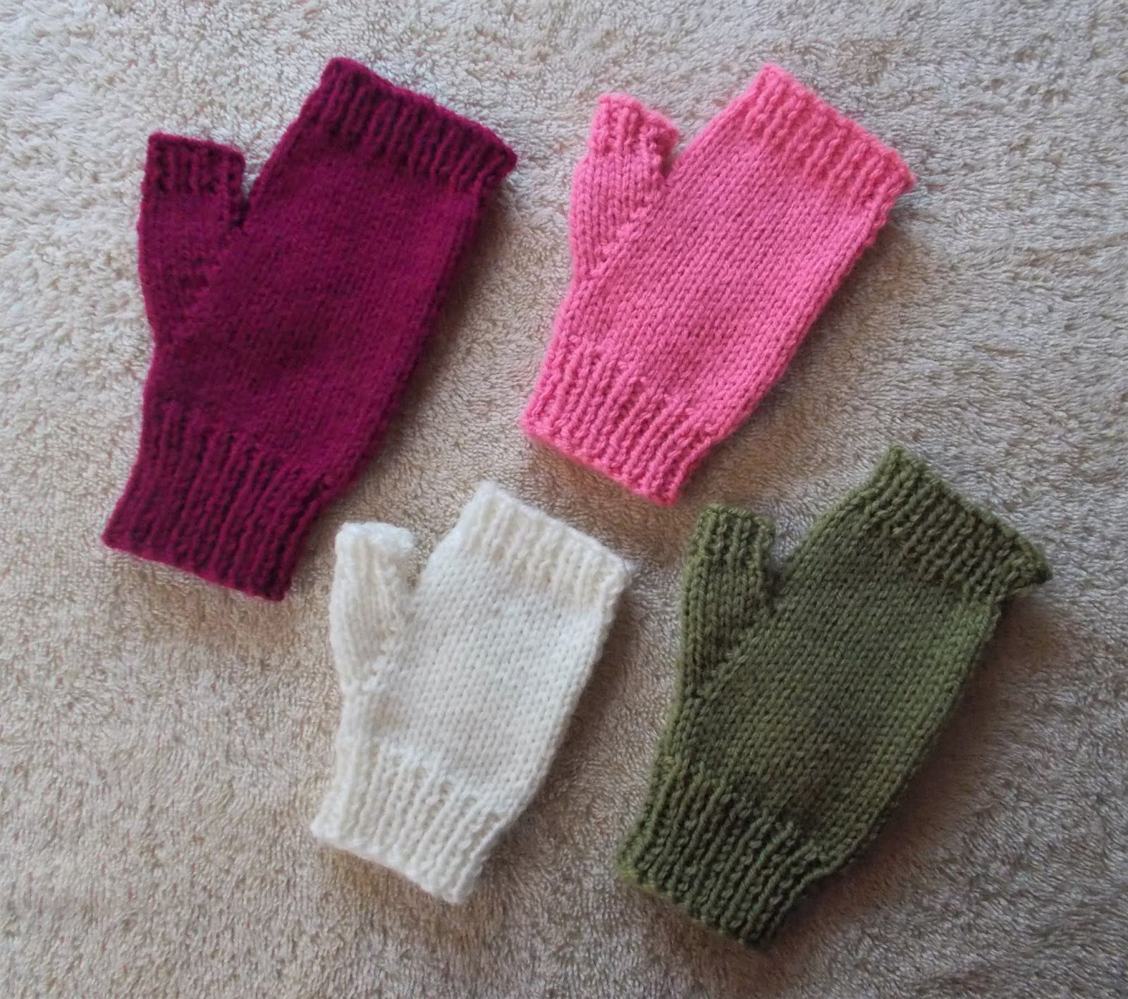 easy fingerless mitts