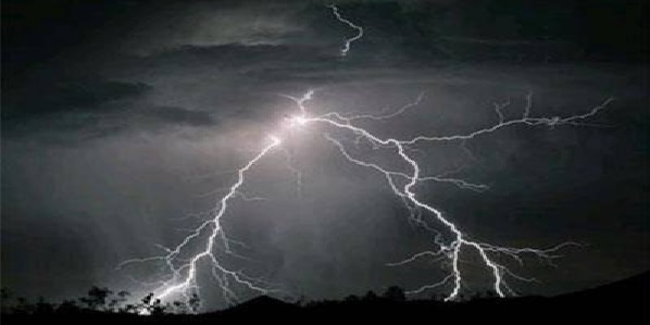 dilli-me-kuch-hisso.me-halki-barish dilli-me-kuch-hisso.me-halki-barish