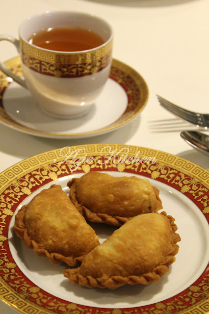 Karipap Ayam