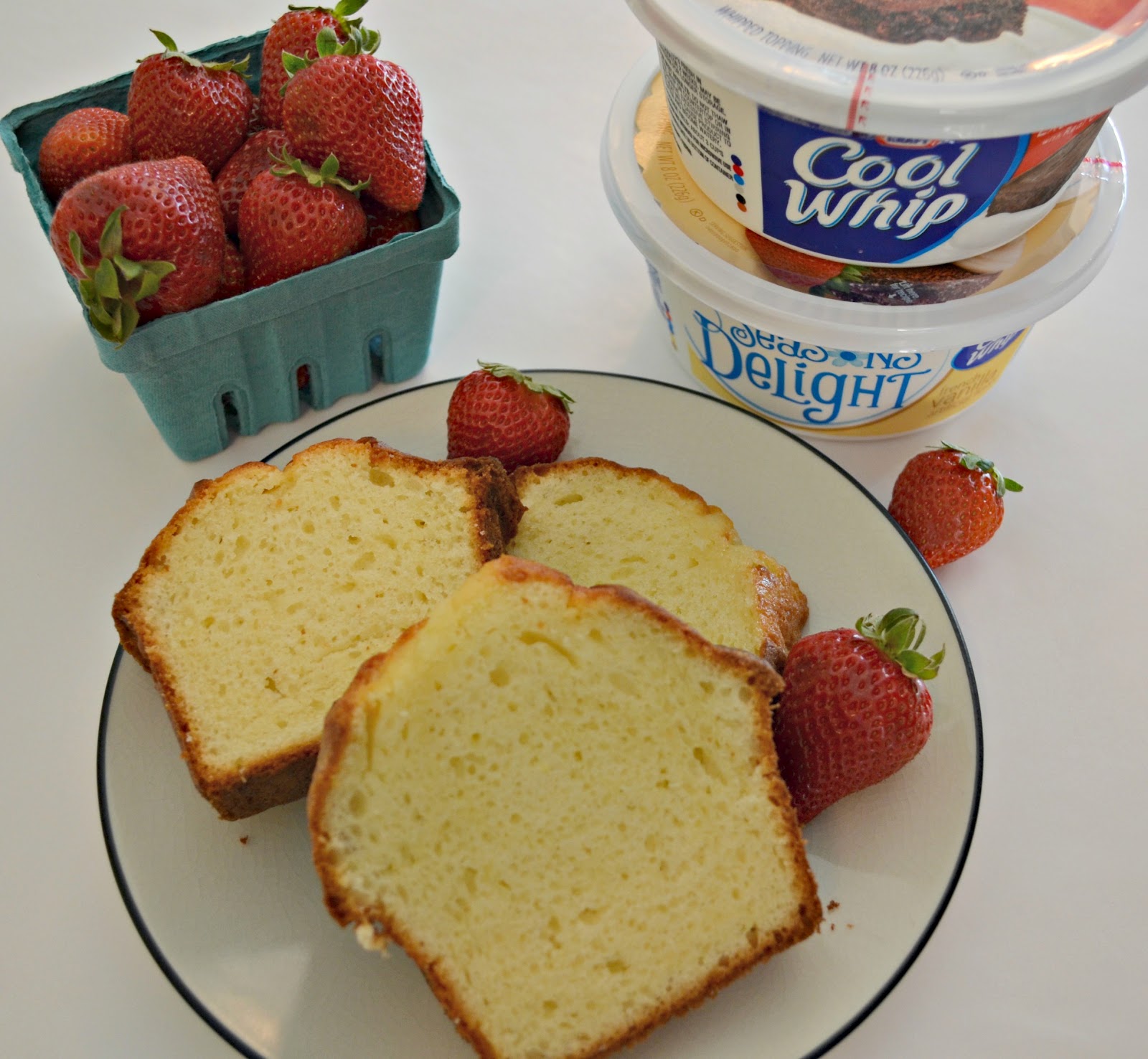 Strawberry Vanilla Pound Cake Trifles The Cards We Drew