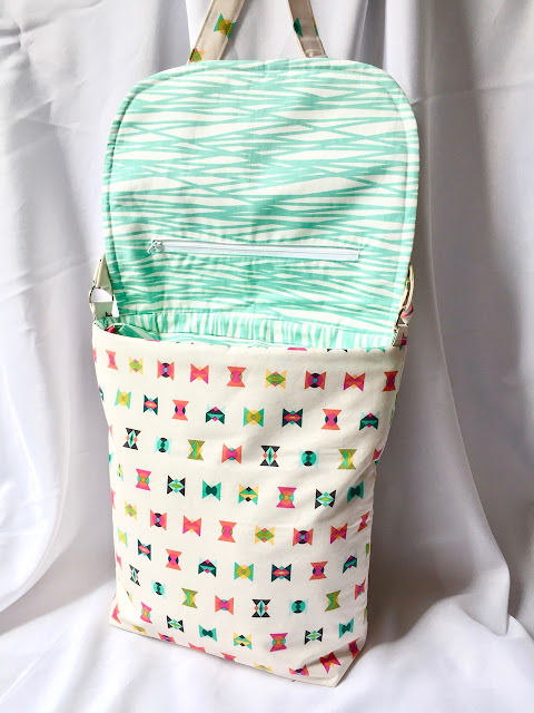 sewhungryhippie: Iris Messenger Bag PDF sewing pattern