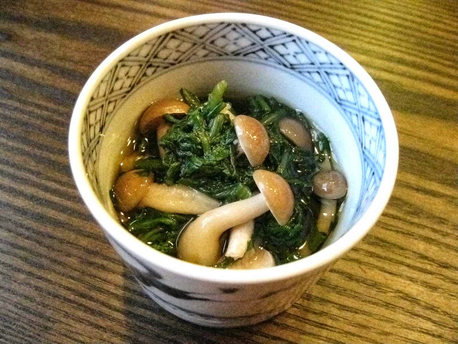 Recipes for Tom Shungiku to shimeji no ohitashi / garland