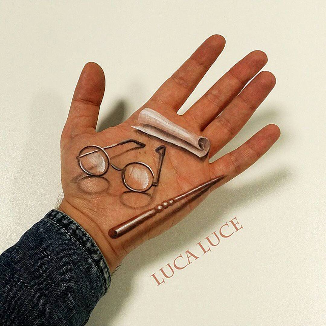 10-Harry-Potter-Luca-Luce-Body-Painting-with-3D-Hand-Drawings-www-designstack-co