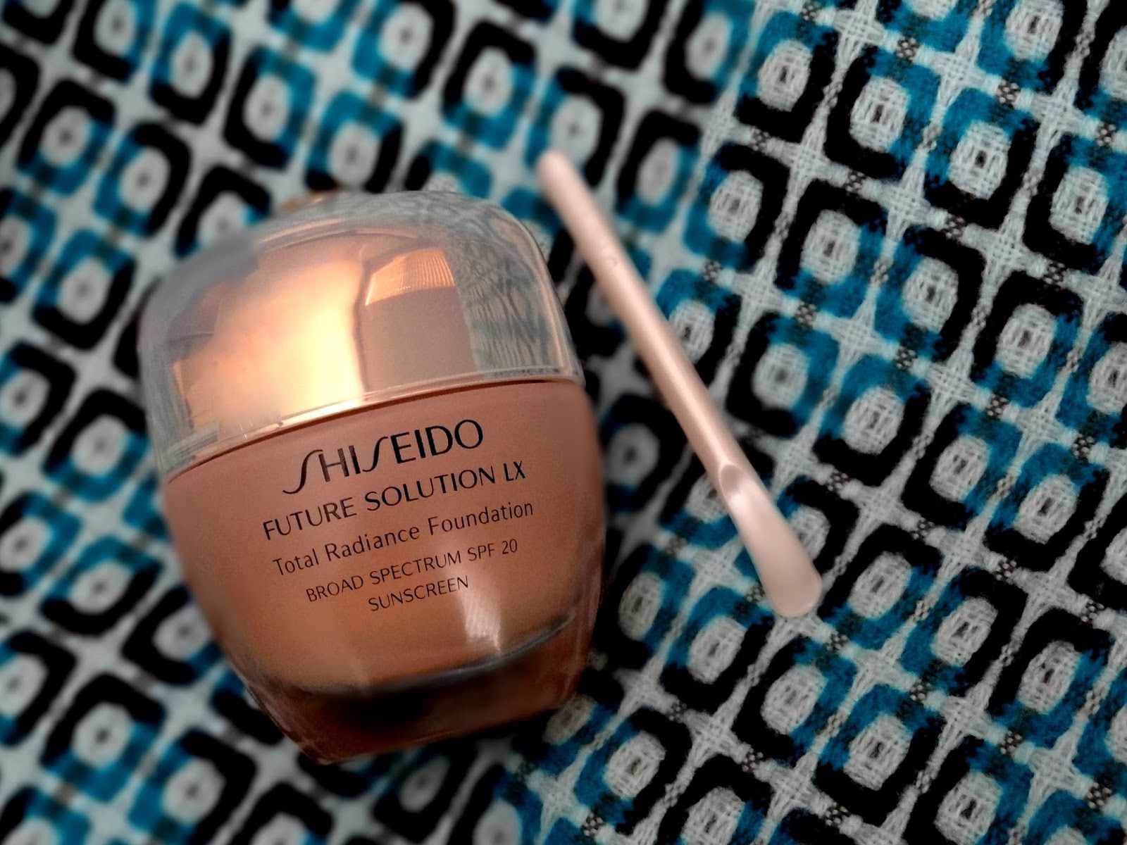 Shiseido Perfect Cleansing Oil and Future Solution LX Total Radiance Foundation O60