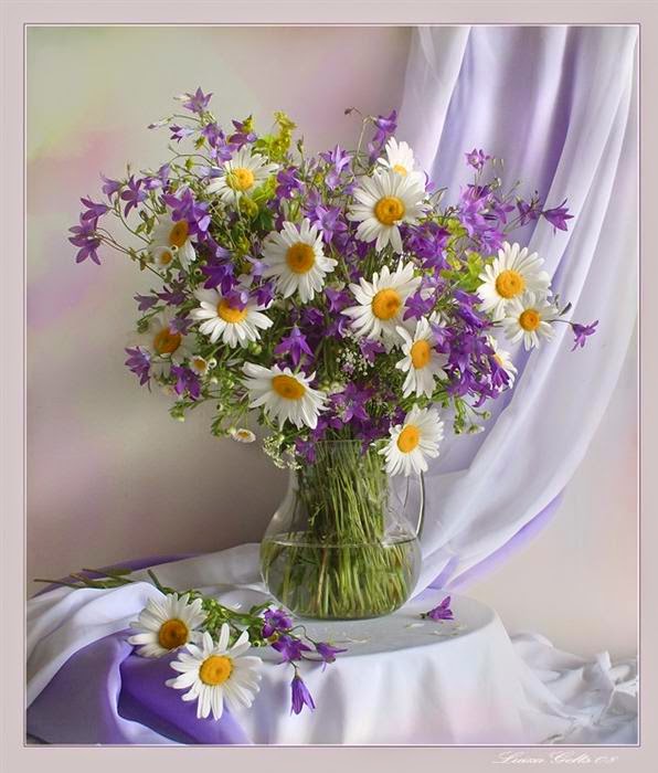 http://www.funmag.org/pictures-mag/flowers/beautiful-flowers-paintings/