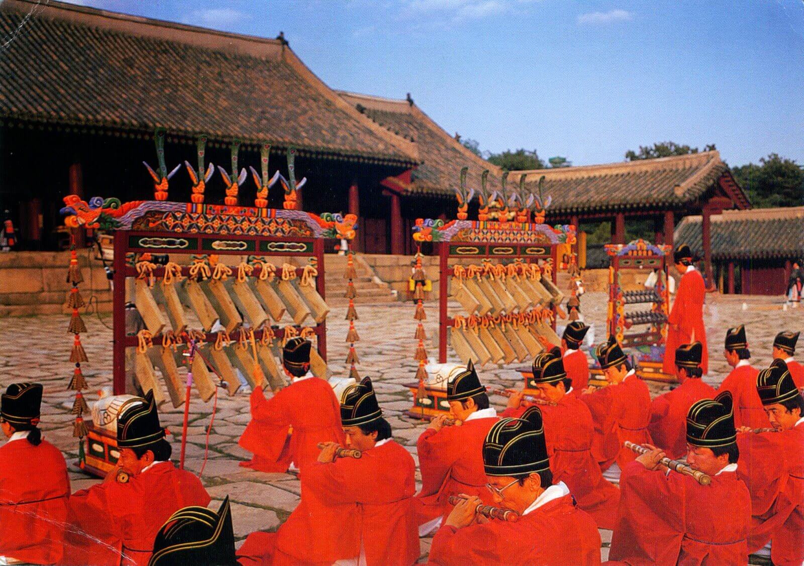 Royal ancestral ritual in the Jongmyo Shrine (UNESCO WHS) and its music (UNESCO ICH) Best 10 Seoul Attractions | Explore Amazing Things to Do in Seoul