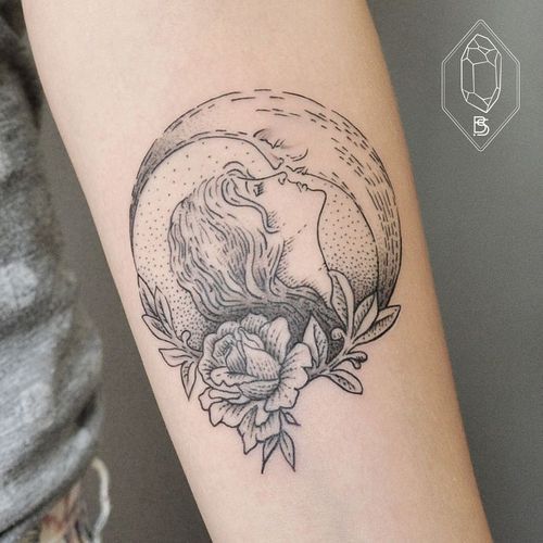 Awesome Forearm Tattoos For Women