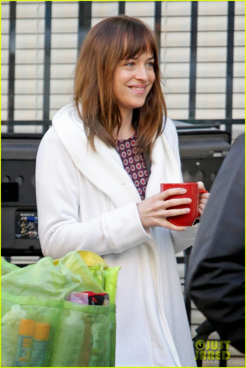 Celeb Diary: Dakota Johnson films "50 Shades of Grey" scenes with Max